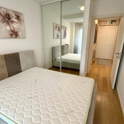 Appartement moderne 54m² à louer dans la résidence A Block, Nouveau Belgrade, Serbie