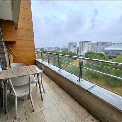 Apartamento moderno 54m² en alquiler en complejo residencial A Block, Nuevo Belgrado, Serbia