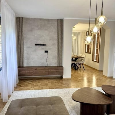 Apartamento moderno y elegante 93m² en alquiler, Belgrado, Serbia