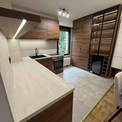 Apartamento moderno y elegante 93m² en alquiler, Belgrado, Serbia