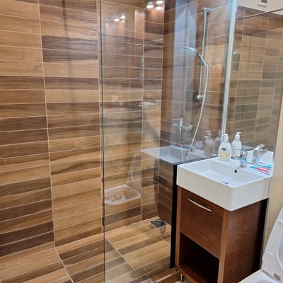 Apartamento espacioso 145m² en alquiler en Vračar, Belgrado, Serbia