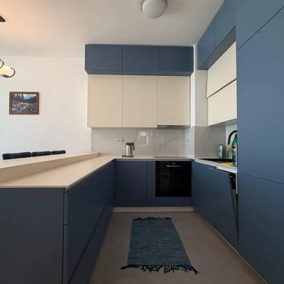 Аренда уютной квартиры 56м² в жилом комплексе Wellport, Новый Белград, Сербия