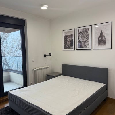 Apartamento moderno 98m² en alquiler en un edificio nuevo en Vračar, Belgrado, Serbia