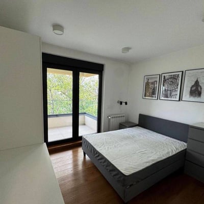 Apartamento moderno 98m² en alquiler en un edificio nuevo en Vračar, Belgrado, Serbia