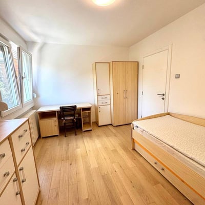 Apartamento espacioso 94m² en alquiler en un edificio nuevo en Zvezdara, Belgrado, Serbia