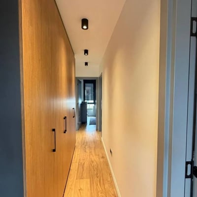 Appartement moderne et élégant 87m² à louer dans un immeuble récent, Zvezdara, Belgrade