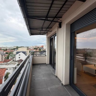 Appartement moderne et élégant 87m² à louer dans un immeuble récent, Zvezdara, Belgrade