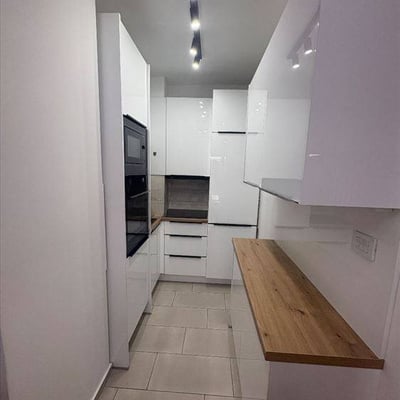 Alquiler de apartamento moderno 52m² en el complejo Green Residence, Belgrado, Serbia
