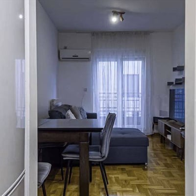 Alquiler de apartamento acogedor 42m² cerca del centro de la ciudad, Belgrado, Serbia