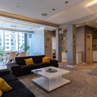 Geräumige Wohnung 76m² zur Miete, Neu-Belgrad, Serbien