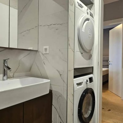 Apartamento moderno 40m² en alquiler en complejo residencial K-District, Belgrado, Serbia