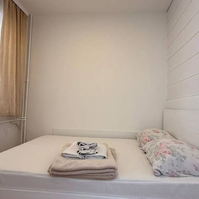 Bright Apartment 46m² for Rent, Vračar, Belgrade, Serbia