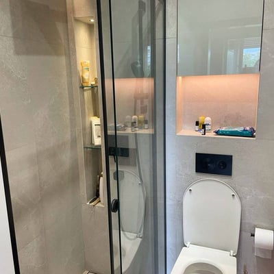 Apartamento espacioso y moderno 108m² en alquiler, Nuevo Belgrado, Serbia