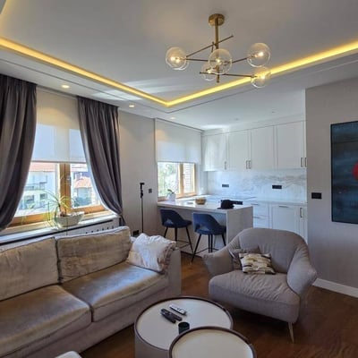 Apartamento moderno de dos habitaciones en alquiler en el nuevo complejo Kapije Vracara, Belgrado