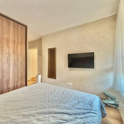 Espacioso apartamento de 97 m² en alquiler en el moderno complejo Wellport Belgrade, Belgrado, Serbia