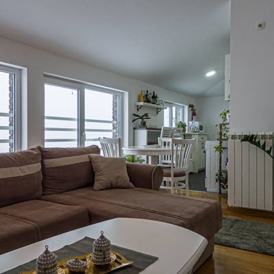 Luminoso apartamento de 38 m² en alquiler en el distrito de Zvezdara, Belgrado, Serbia