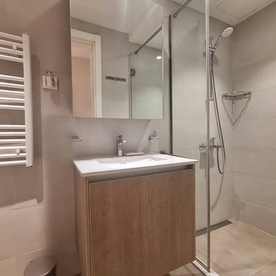 Luminoso apartamento de cuatro habitaciones de 88 m² en BW Parkview, Belgrado, Serbia