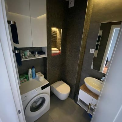 Appartement meublé confortable de deux pièces de 46 m² à Senjak, Belgrade, Serbie