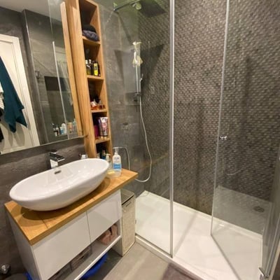 Appartement meublé confortable de deux pièces de 46 m² à Senjak, Belgrade, Serbie