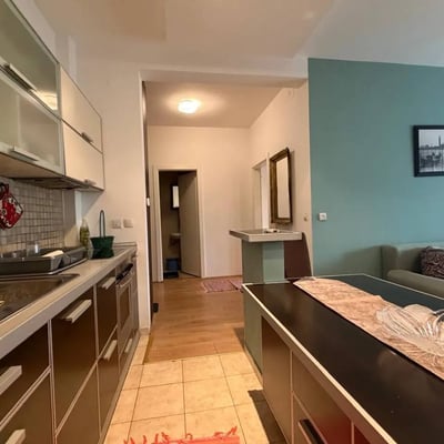 Cómodo apartamento de 61 m² con parking en Voždovac, Belgrado, Serbia