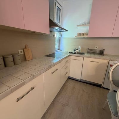 Spacious 75 m² apartment for rent opposite Kalemegdan Fortress, Belgrade