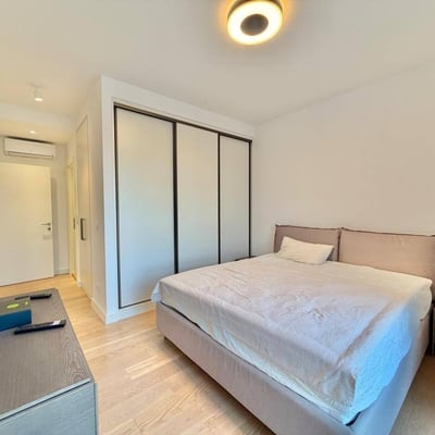 Stilvolle 104 m² Wohnung zur Miete mit Panoramablick auf die Stadt im BW Verde, Belgrad