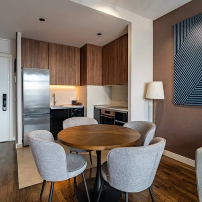 Alquiler de apartamento elegante y moderno de 55 m² en el complejo premium BW Parkview, Belgrado