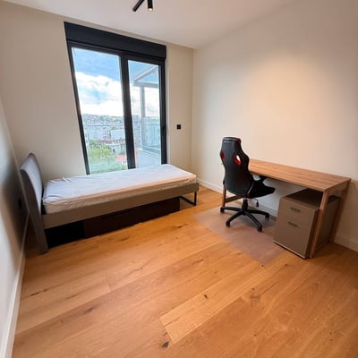 Location de penthouse spacieux de 130 m² avec vue panoramique sur la ville, Belgrade, Serbie