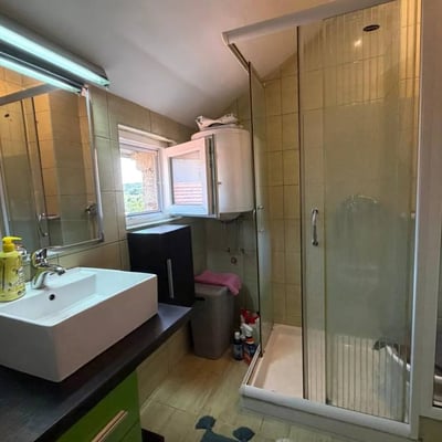 Аренда уютной трехкомнатной квартиры 64 м² в районе Вождовац, Белград