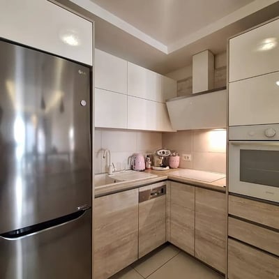 Alquiler de apartamento elegante de 51 m² en el complejo premium A Blok, Belgrado