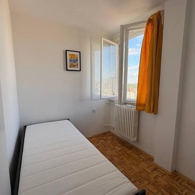 Location d'appartement confortable de 33 m² dans le centre-ville, Belgrade