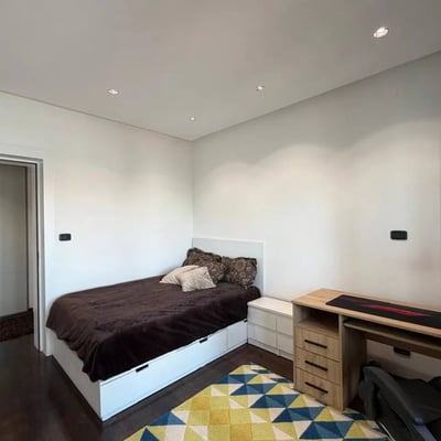 Stilvolle 95 m² Drei-Zimmer-Wohnung zur Miete im Stadtzentrum, Belgrad
