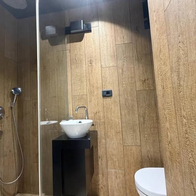 Stilvolle 95 m² Drei-Zimmer-Wohnung zur Miete im Stadtzentrum, Belgrad