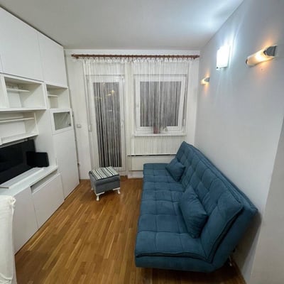 Location d'appartement confortable de 34 m² à Zvezdara, Belgrade