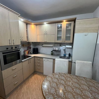 Location d'appartement confortable de 34 m² à Zvezdara, Belgrade