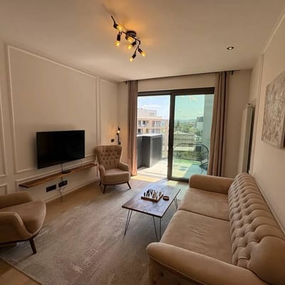 Alquiler de apartamento luminoso de 69 m² con plaza de aparcamiento en el complejo premium Novi Dorćol, Belgrado, Serbia