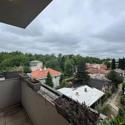 Alquiler de apartamento luminoso de dos plantas de 180 m² en Voždovac, Belgrado, Serbia