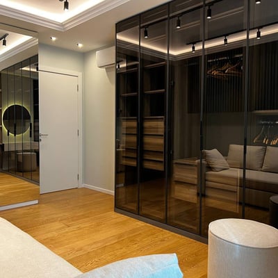 Stylish, spacious 106 m² apartment for rent in Skyline residential complex, Belgrade, Serbia