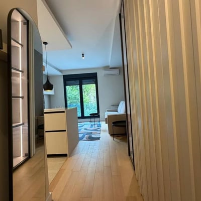 Alquiler de compacto apartamento tipo estudio de 35 m² en Vračar, Belgrado, Serbia