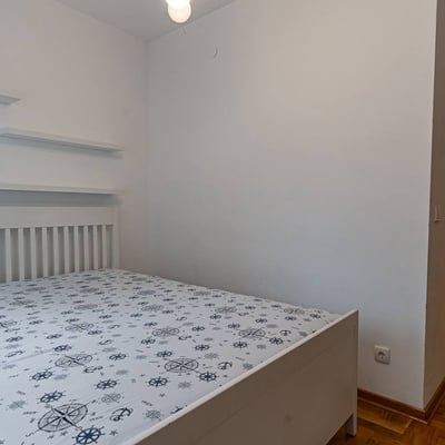 Location d'appartement confortable de 43 m² dans le centre-ville, Belgrade, Serbie