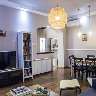Location d'appartement spacieux et meublé de 124 m², centre-ville, Belgrade, Serbie