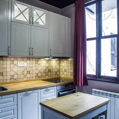 Location d'appartement spacieux et meublé de 124 m², centre-ville, Belgrade, Serbie