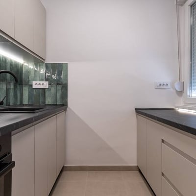 Alquiler de apartamento de 64 m² directamente en la ribera, distrito de Novi Beograd, Belgrado, Serbia