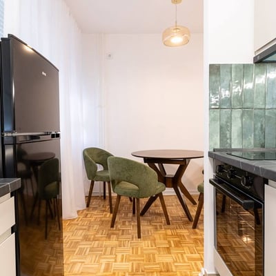 Alquiler de apartamento de 64 m² directamente en la ribera, distrito de Novi Beograd, Belgrado, Serbia