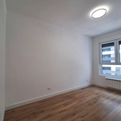 Alquiler de apartamento de 53 m² en el complejo residencial prémium Newport, distrito de Novi Beograd, Belgrado, Serbia