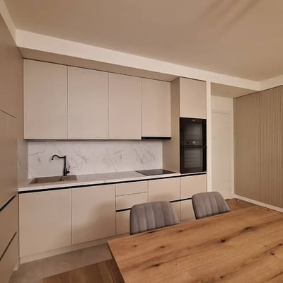 Location d'appartement moderne de 86 m² dans la résidence BW Sensa, Belgrade, Serbie
