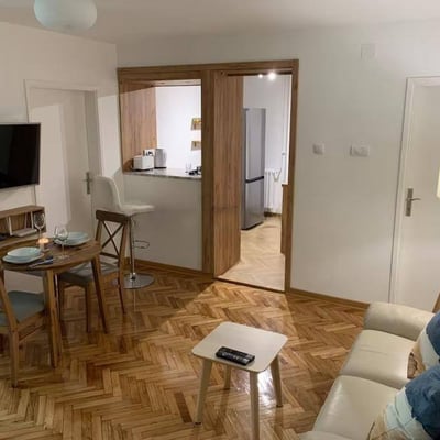 Location d'appartement cosy de 50 m², district de Voždovac, Belgrade, Serbie