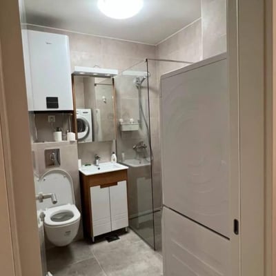 Location de studio lumineux de 30 m², Zvezdara, Belgrade, Serbie