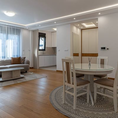Apartamento luminoso de 3 habitaciones de 80 m² en edificio nuevo, Čukarica, Belgrado, Serbia
