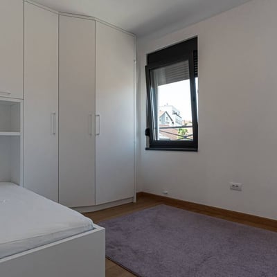 Apartamento luminoso de 3 habitaciones de 80 m² en edificio nuevo, Čukarica, Belgrado, Serbia